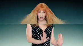 Video: Cher regresa con Womans World