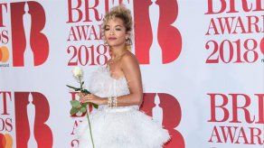 Rita Ora se disculpa por su polémico sencillo Girls