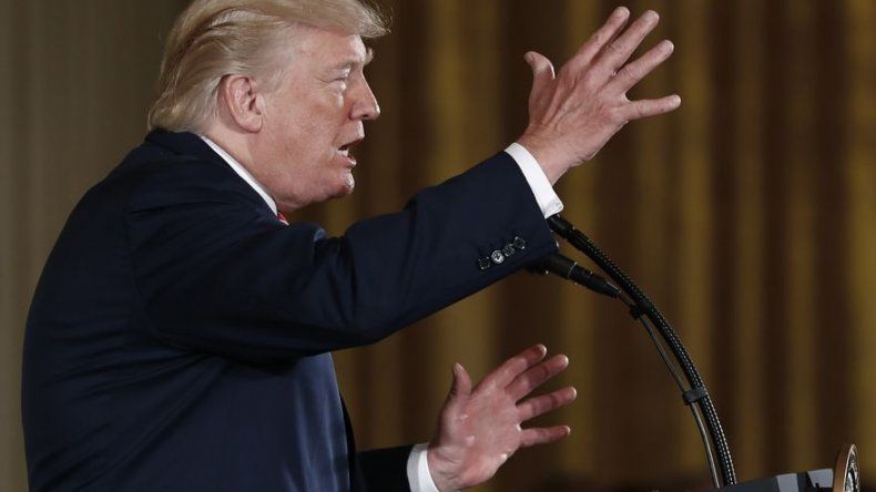 La Casa Blanca intenta reagruparse, pero Trump no ayuda