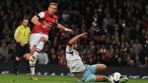 Galatasaray confirma el fichaje de Podolski