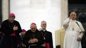 El papa expresa su dolor por estudiantes en México El papa expresa su dolor por estudiantes en México