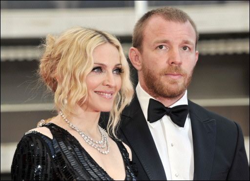 Madonna y Ritchie divorciados, oficialmente