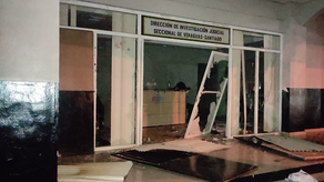 DIJ en Santiago de Veraguas vandalizado durante protestas contra el contrato entre el Estado y Minera Panamá. DIJ en Santiago de Veraguas vandalizado durante protestas contra el contrato entre el Estado y Minera Panamá.