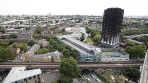 El incendio de la torre Grenfell en Londres causó 58 muertos