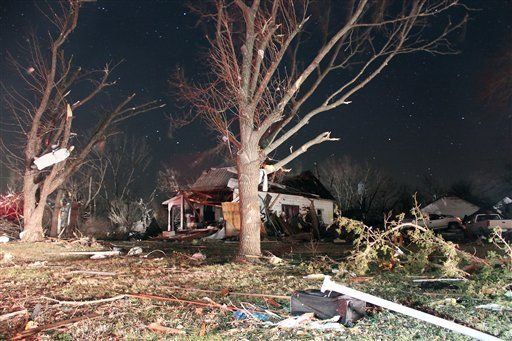 Un muerto y 13 heridos por posible tornado en Misuri