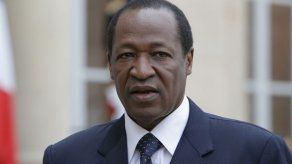 Líder derrocado en Burkina Faso llega a Marruecos