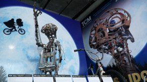El muñeco original de E.T. se subastó por USD 2