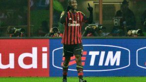 El colombiano Cristian Zapata renueva su contrato con el Milan hasta 2019