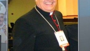 Biografía del Monseñor José Luis Lacunza Maestrojuan Biografía del Monseñor José Luis Lacunza Maestrojuan