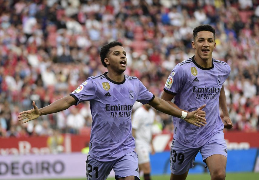 El Real Madrid le remontó al Sevilla con doblete de Rodrygo