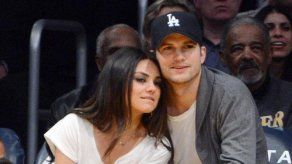 Mila Kunis y Ashton Kutcher decoran la habitación de su bebé