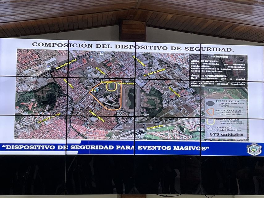 Se hace un llamado a los asistentes a que mantengan el orden público.&nbsp;