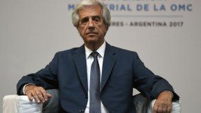 Denuncian que consuegro de Tabare Vázquez trabaja en seguridad presidencial