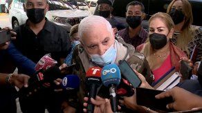 El exmandatario Ricardo Martinelli arribó a las instalaciones del SPA en el segundo día del juicio oral.