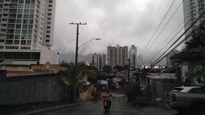 Hidrometereología de Etesa indica que el sistema atmosférico sobre nuestra región mantiene algunas anomalías, aportando generación de lluvias y tormentas durante estos días. Hidrometereología de Etesa indica que el sistema atmosférico sobre nuestra región mantiene algunas anomalías, aportando generación de lluvias y tormentas durante estos días.