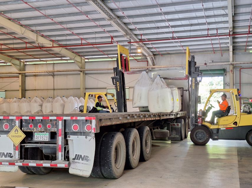 Cobre Panamá reanuda traslado de nitrato de amonio hacia Costa Rica