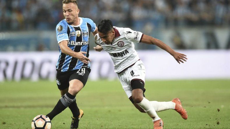 Gremio supera 1-0 a Lanús, en ida de final de Libertadores