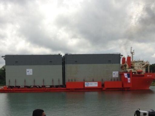 Histórica llegada a Panamá de las primeras compuertas para la ampliación