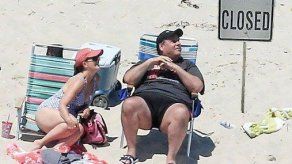 Le llueven críticas a gobernador de NJ por visita a la playa que él mismo cerró