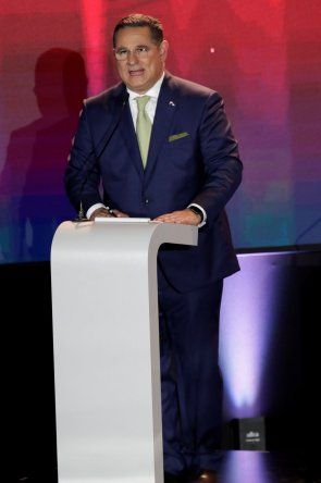 Candidatos a la Presidencia de Panamá se miden en su primer debate