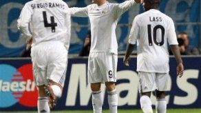 El Real Madrid golea con siesta 4-0 y la mente en el Borussia
