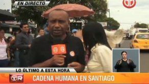 Gremios docentes realizan cierre de calle en Veraguas