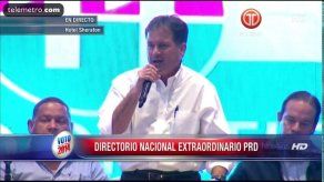 De llegar a la presidencia Navarro aumentaría la beca universal y 120 a los 70