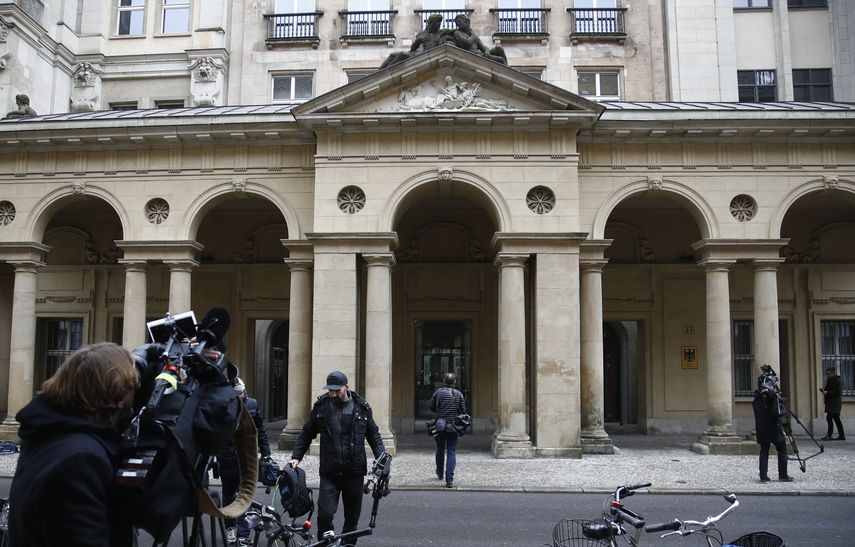 La policía alemana registró el 9 de septiembre de 2021 las oficinas de los ministerios de finanzas y justicia en Berlín en relación con una investigación sobre informes encubiertos de lavado de dinero.