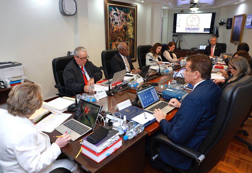 Magistrados de la Corte Suprema de Justicia en el análisis de la Ley 406.