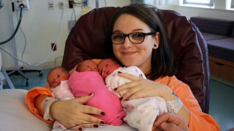 Padres adolescentes de Oregon tienen trillizas