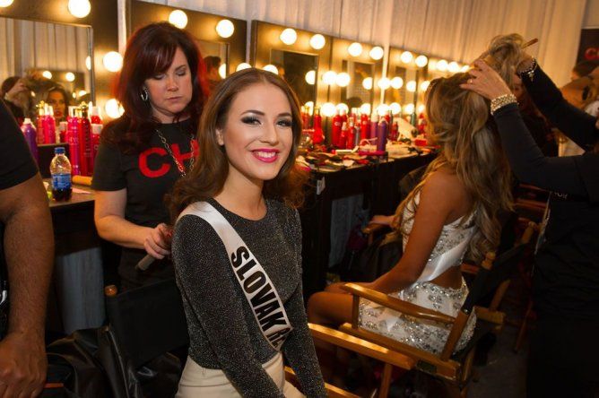 Backstage del show preliminar del Miss Univeso 2015