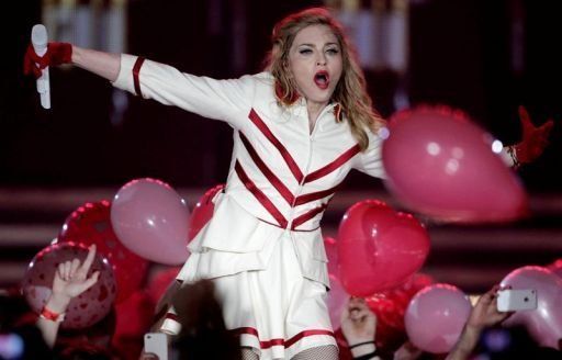 Madonna despliega todo su poder en Barcelona