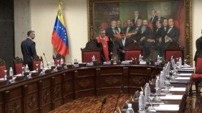 Supremo venezolano denuncia presión de EEUU para dar un golpe