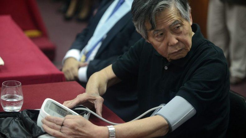 Fujimori niega responsabilidad y autoridades lo sancionarán por entrevista