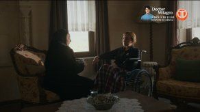 Azize visita a Fusun.