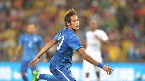 Brasil golea con autoridad y Neymnar firma un triplete