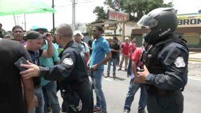 Obreros del Suntracs cierran varias calles de la Capital por falta de pago de subsidio