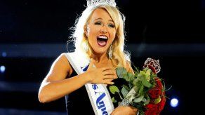 La nueva Miss America pide compromisos a Trump y Clinton