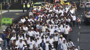 Transportistas guatemaltecos demandan seguridad y cambio ley