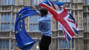 El Reino Unido se escapará de una recesión plena por el brexit