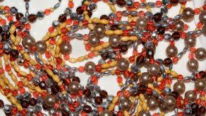 La tradición ancestral de las perlas vuelve a estar de moda en Togo
