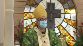 Monseñor Ulloa llama a los padres a no olvidar su misión y cumplir con su responsabilidad