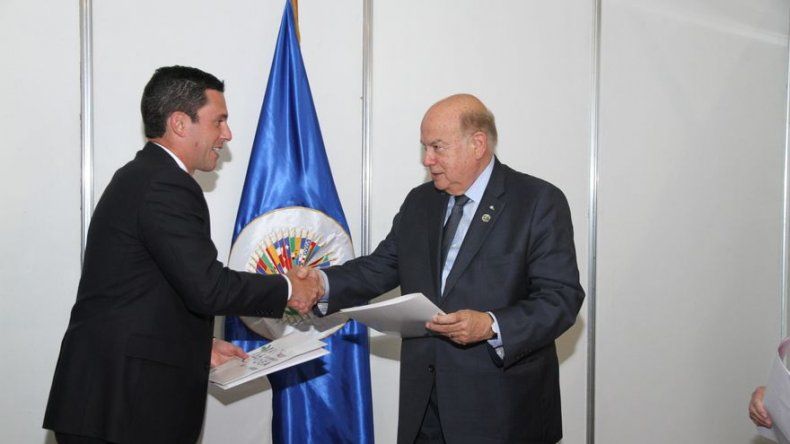 OEA y Panamá firman acuerdo para la realización de Cumbre de Américas