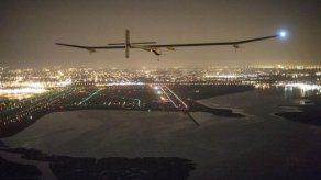 El avión solar hace historia al cruzar EEUU de costa a costa