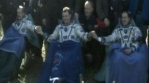Regresan astronautas a Tierra desde la EEI