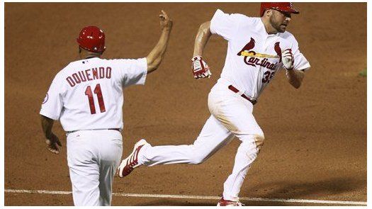 Westbrook y Cardenales derrotan 11-3 a Filis, Calicho de 4-1