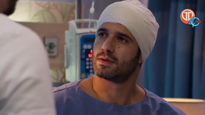 Álvaro descubre que Alejandro tiene pareja