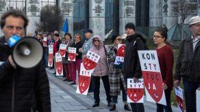 Protestas frente Tribunal Supremo polaco contra designación de nuevos jueces