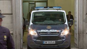 España acusa a 13 políticos catalanes por rebelión