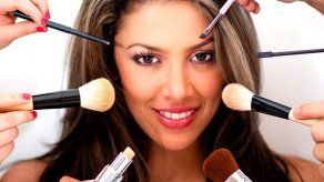 ¿Cómo conservar el maquillaje intacto en carnavales?